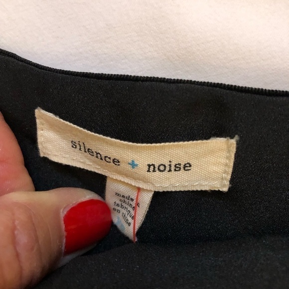 Silence & Noise Pleated Corset Maxi Dress 12 Days of Dresses Size XS - Picture 6 of 12